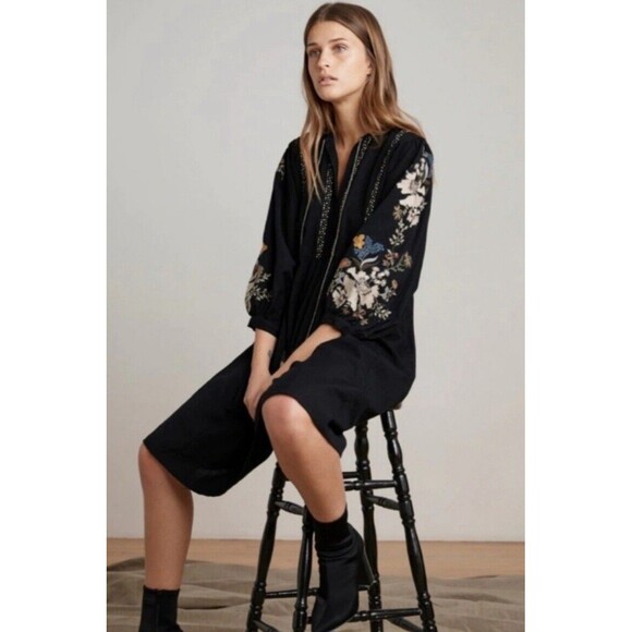 VELVET by Graham & Spencer Floral Embroidered Linen Blend Dress Size XS EUC!!! - Picture 1 of 6